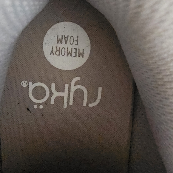 Ryka White Women's Sneakers - Picture 6 of 16